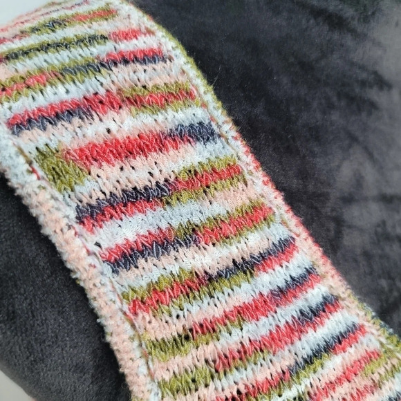 NWOT Rocks & Indigo Sweater Tank Top Sleveless Retro Fringe Multi Color XS - Picture 5 of 9